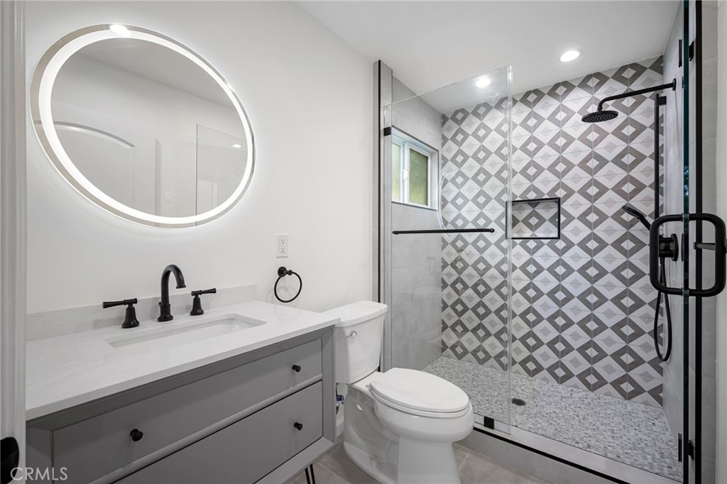 1560 Ridgeway Drive Property Photo 37