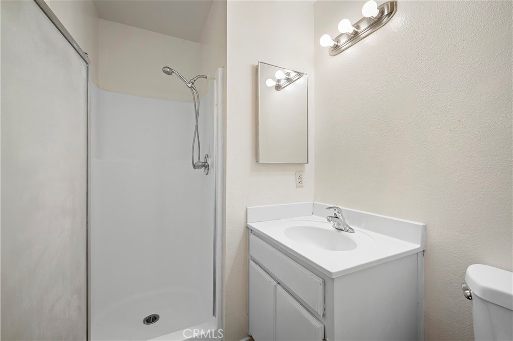 330 Pioneer Drive Property Photo 14