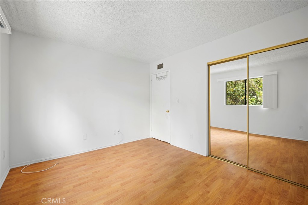 330 Pioneer Drive Property Photo 16