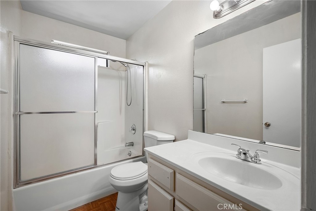 330 Pioneer Drive Property Photo 17