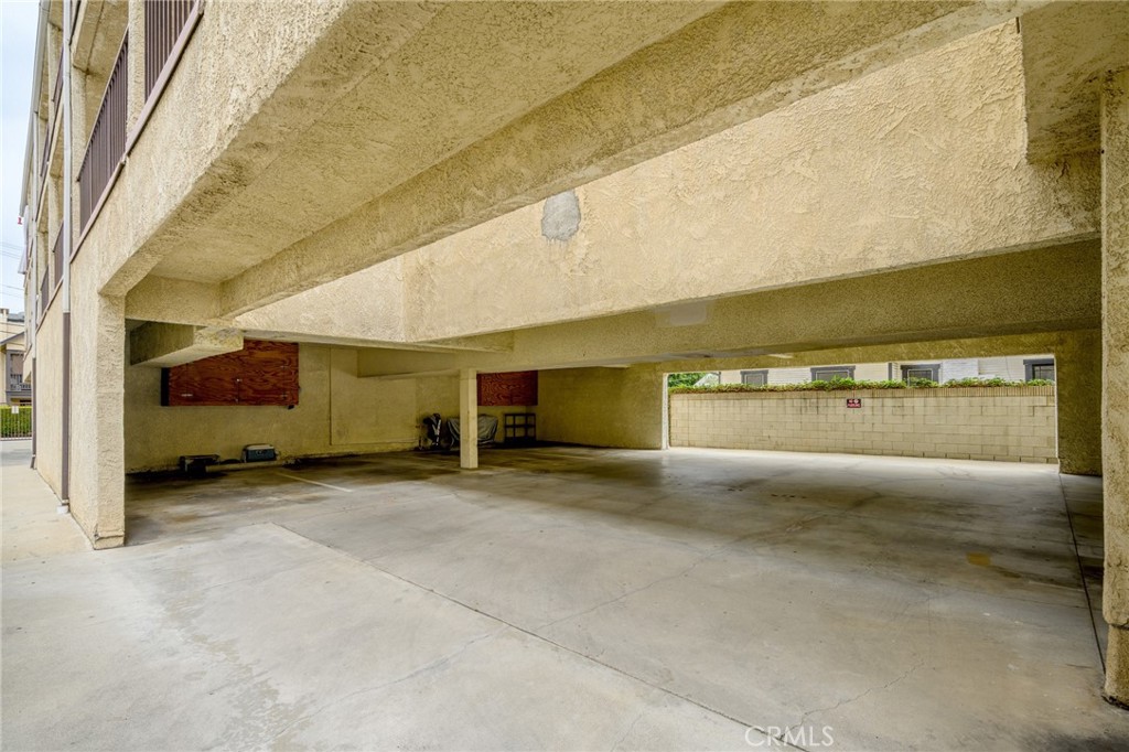 330 Pioneer Drive Property Photo 19