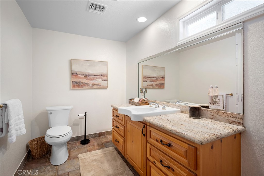 12101 Spring Trail Property Photo 9