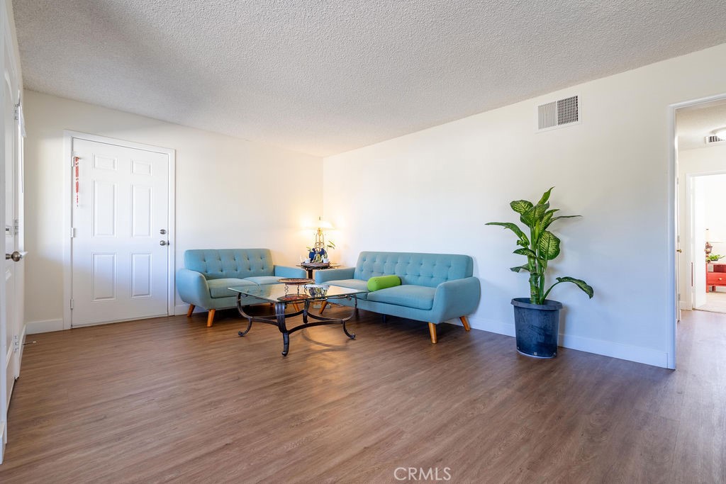 39543 Armfield Avenue Property Photo 6