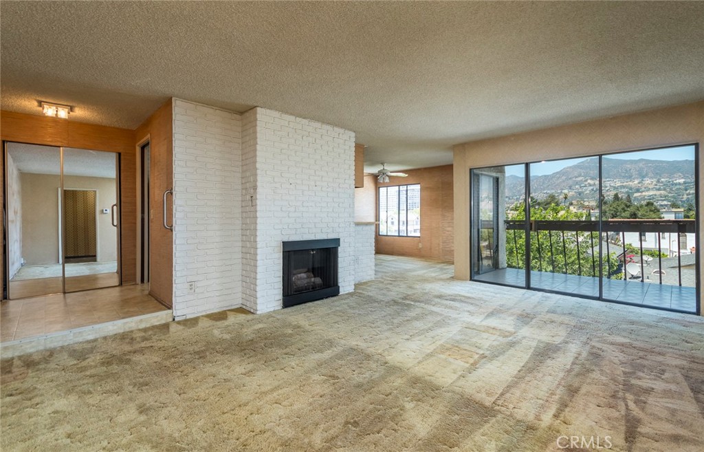 515 N Jackson 314 Property Photo 5