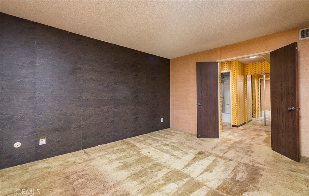 515 N Jackson 314 Property Photo 12