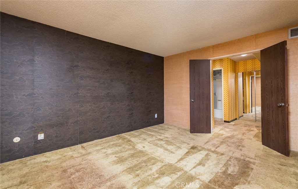 515 N Jackson 314 Property Photo 12