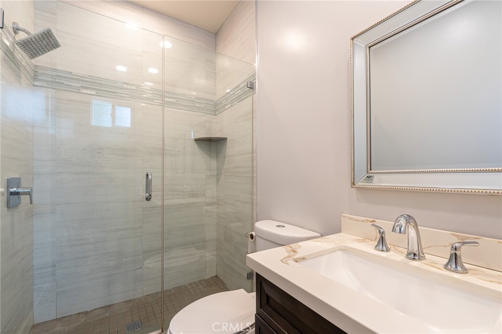 6938 Peach Avenue Property Photo 15