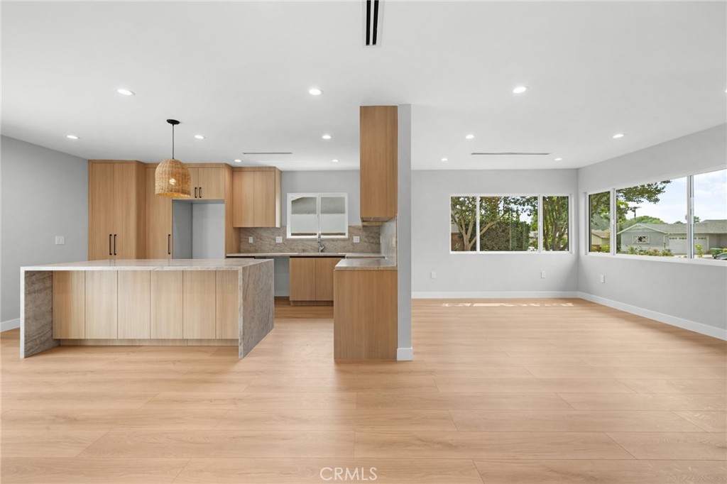 16751 Ludlow Street Property Photo 7