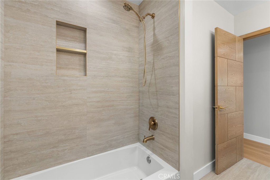 16751 Ludlow Street Property Photo 20