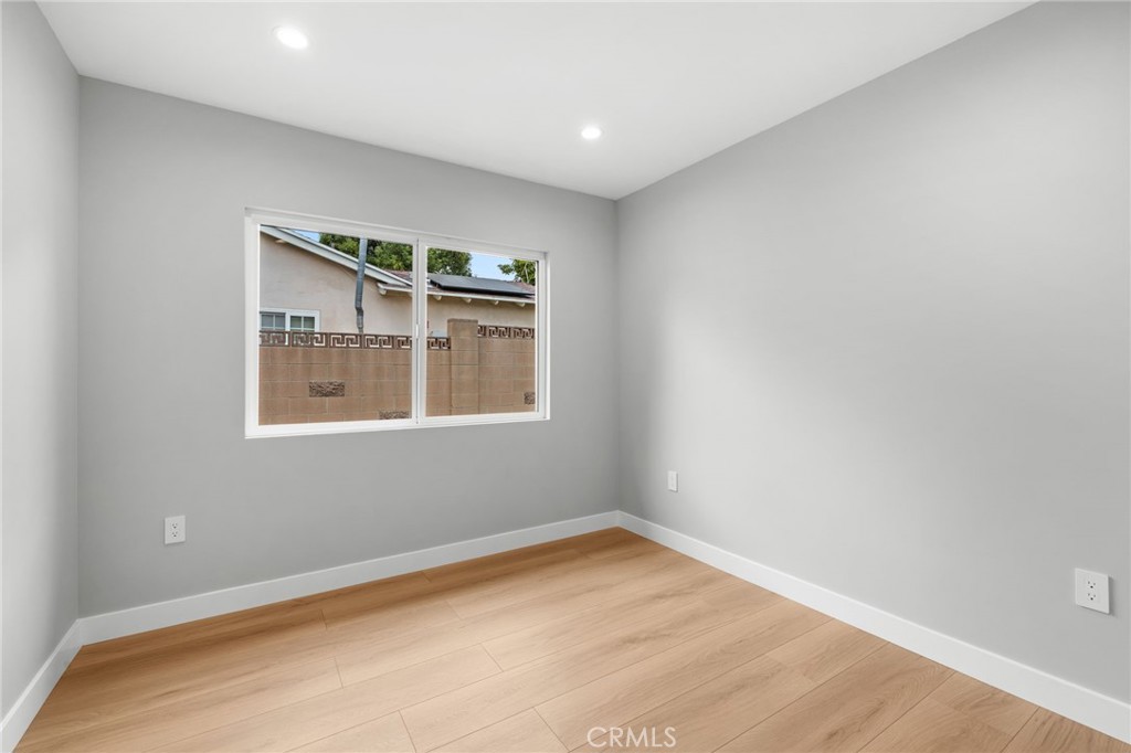 16751 Ludlow Street Property Photo 22
