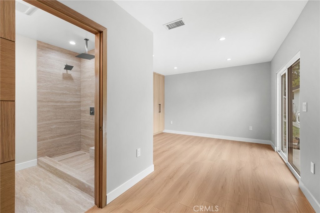 16751 Ludlow Street Property Photo 27