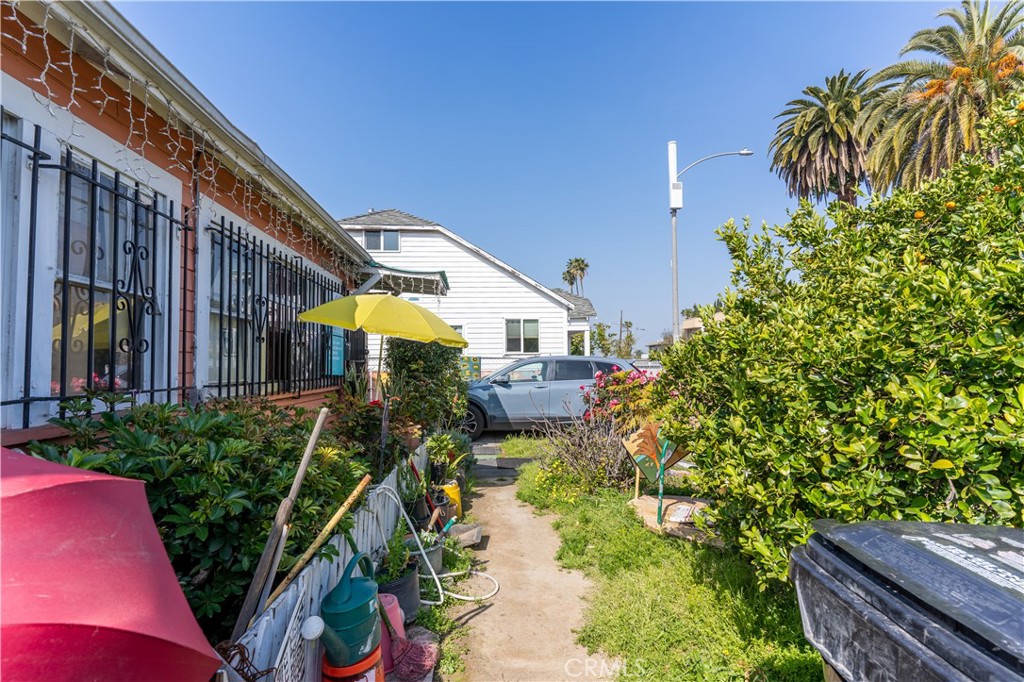 4452 Rosewood Avenue Property Photo 16
