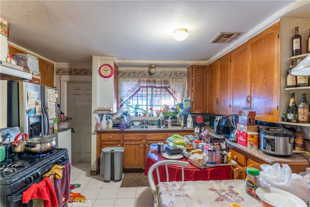 4452 Rosewood Avenue Property Photo 21
