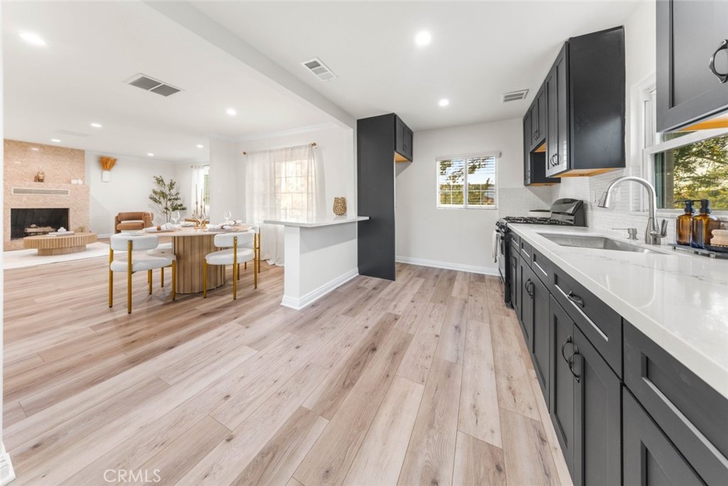 10554 Plainview Property Photo 10