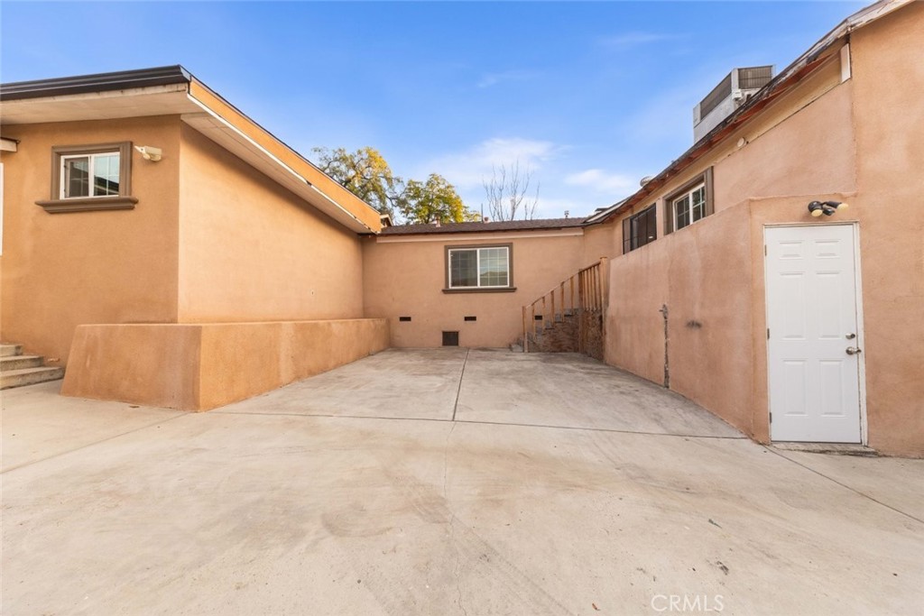 10554 Plainview Property Photo 28