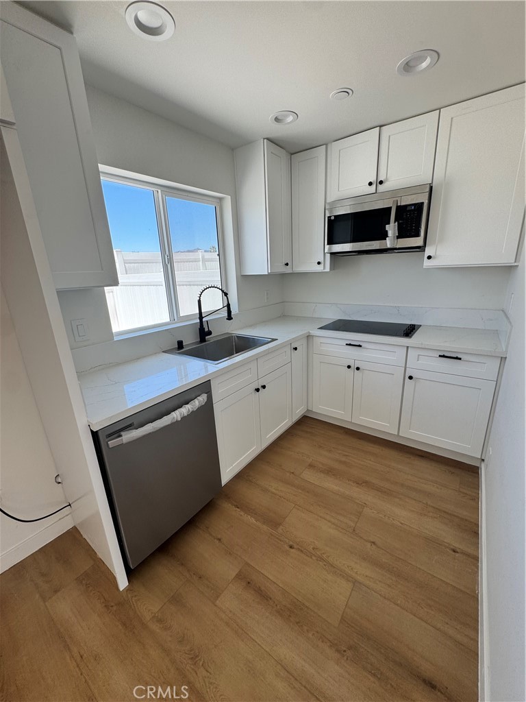 13913 Del Sur Property Photo 6