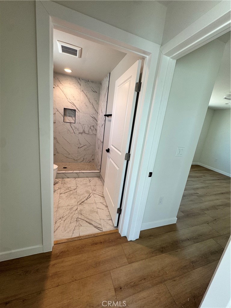 13913 1/2 Del Sur Property Photo 12