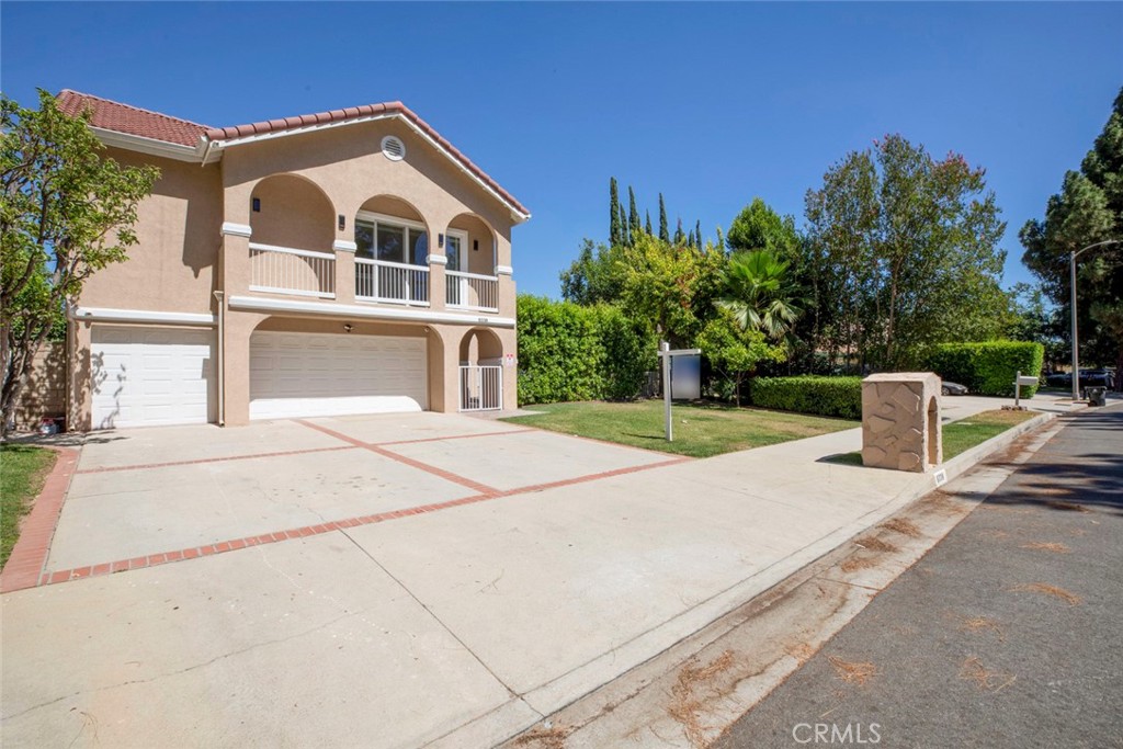 8338 Sale Property Photo 2