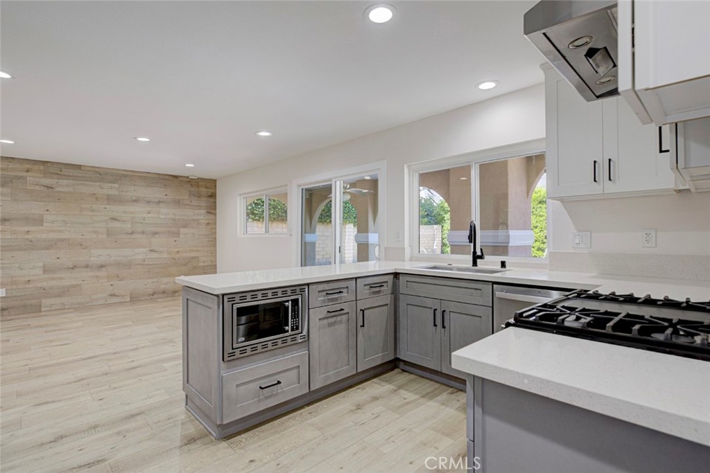 8338 Sale Property Photo 10