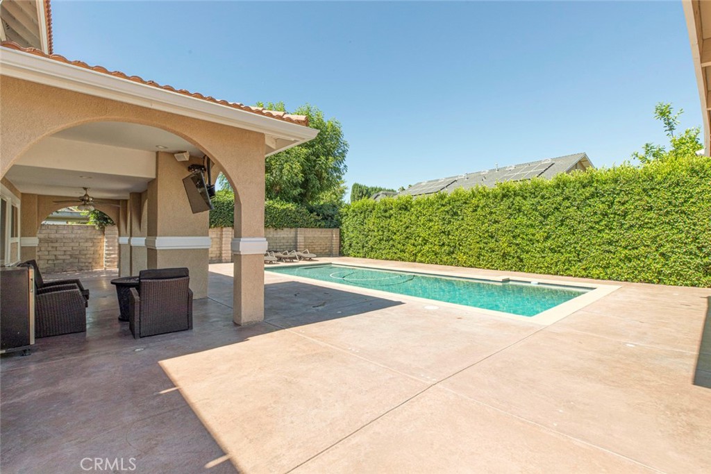 8338 Sale Property Photo 42