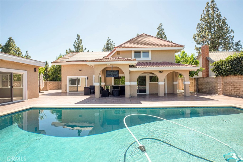 8338 Sale Property Photo 44