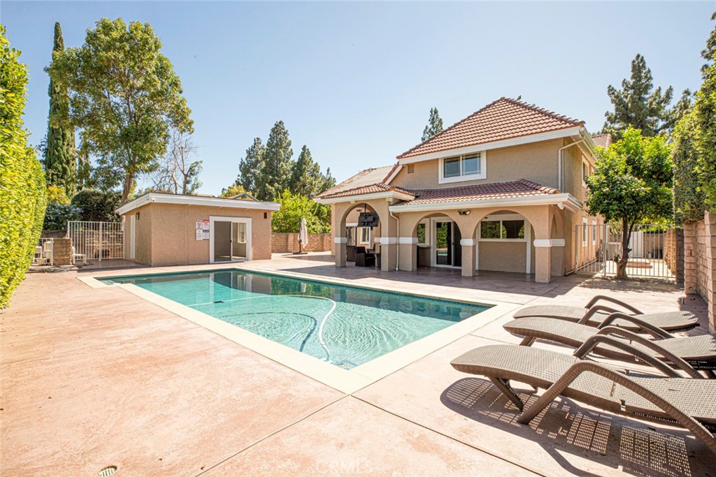 8338 Sale Property Photo 45