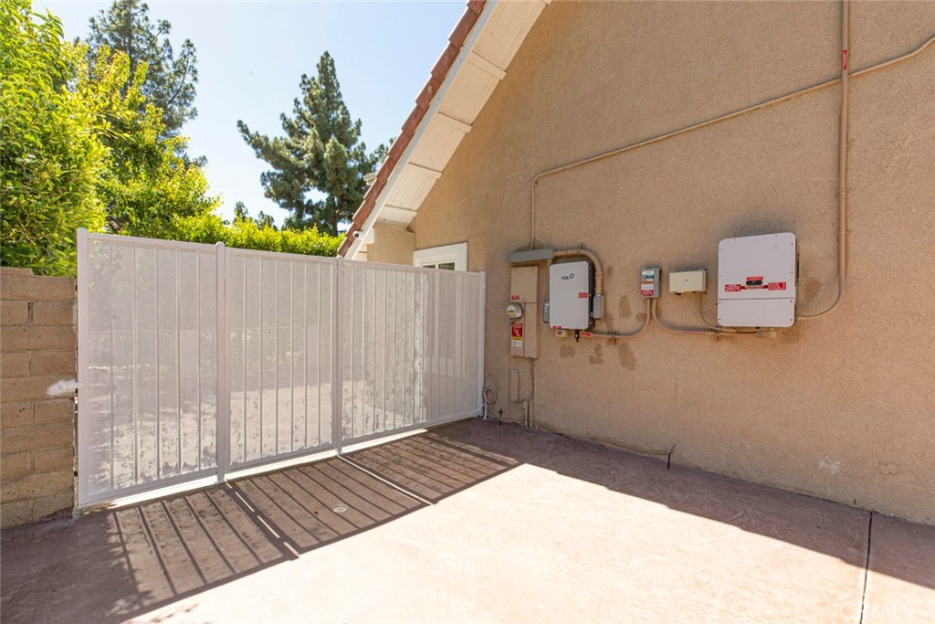 8338 Sale Property Photo 51