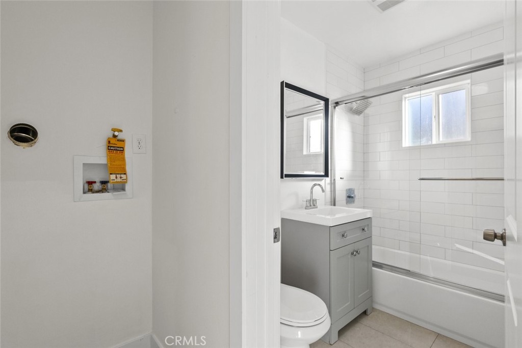 6661 Beck Avenue Property Photo 12