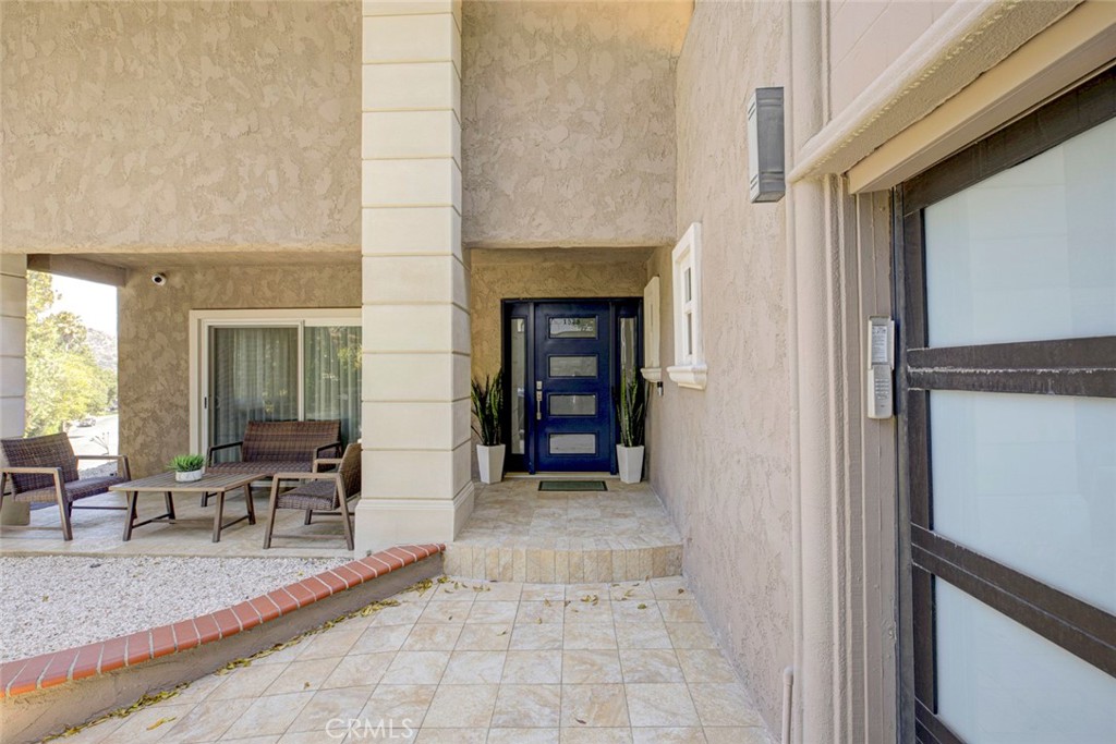 1523 Colina Drive Property Photo 8