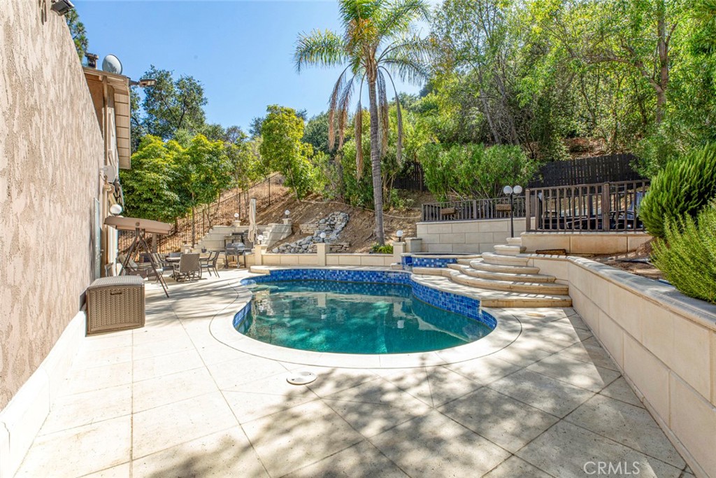 1523 Colina Drive Property Photo 36