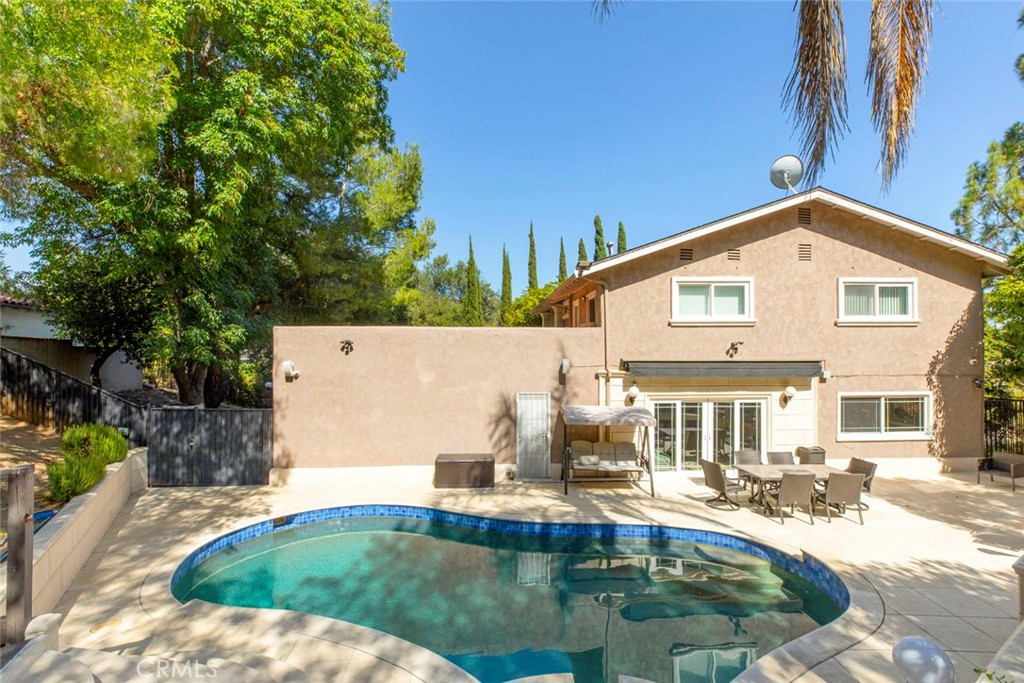 1523 Colina Drive Property Photo 40