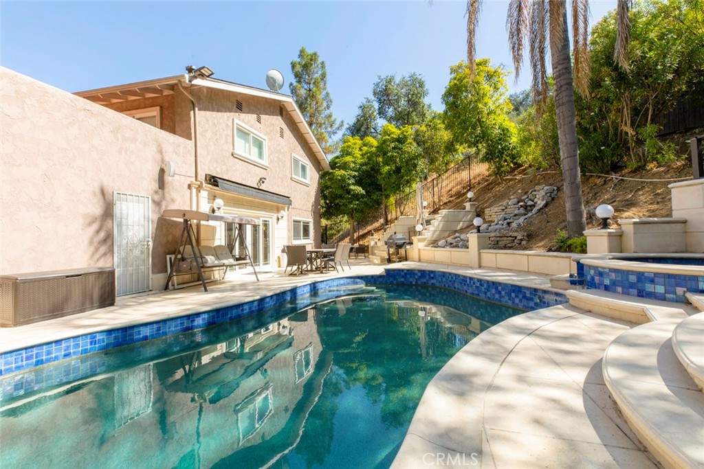 1523 Colina Drive Property Photo 41