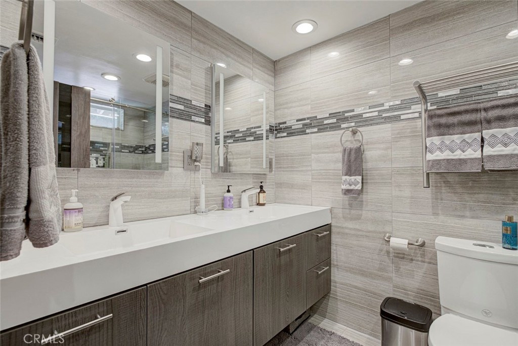 1523 Colina Drive Property Photo 66