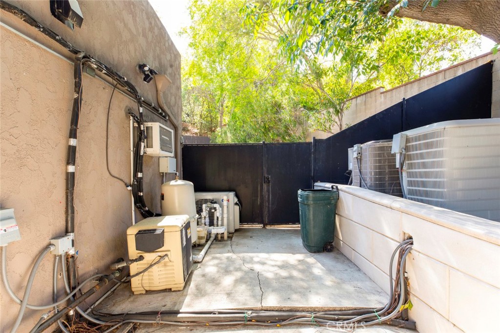 1523 Colina Drive Property Photo 70