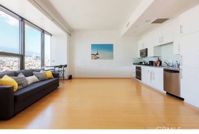 1100 Wilshire Boulevard 2601 Property Photo 2