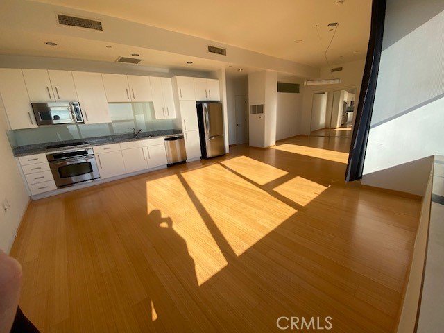 1100 Wilshire Boulevard 2601 Property Photo 4