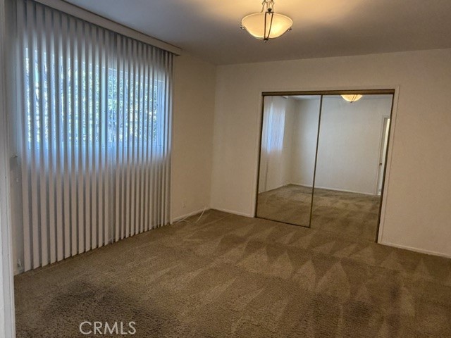 1717 N Berendo Property Photo 9