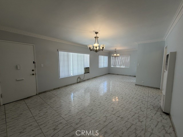 1717 N Berendo Property Photo 13
