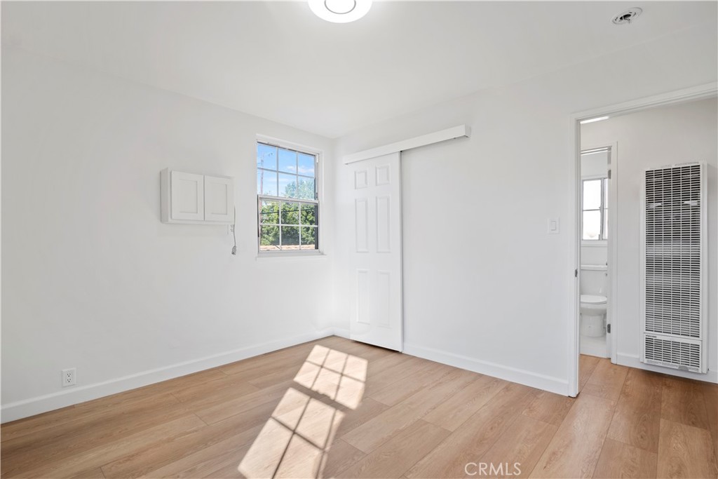 4918 Cahuenga Property Photo 29