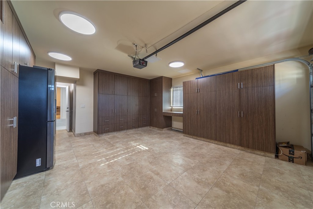902 E Walnut Avenue Property Photo 19