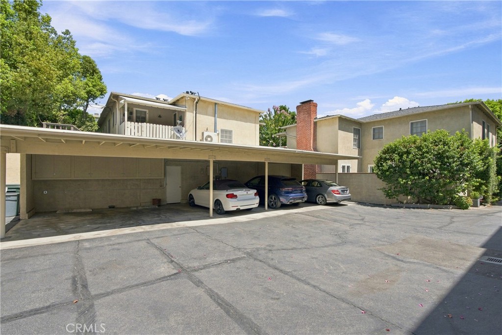 433 S Madison Property Photo 15