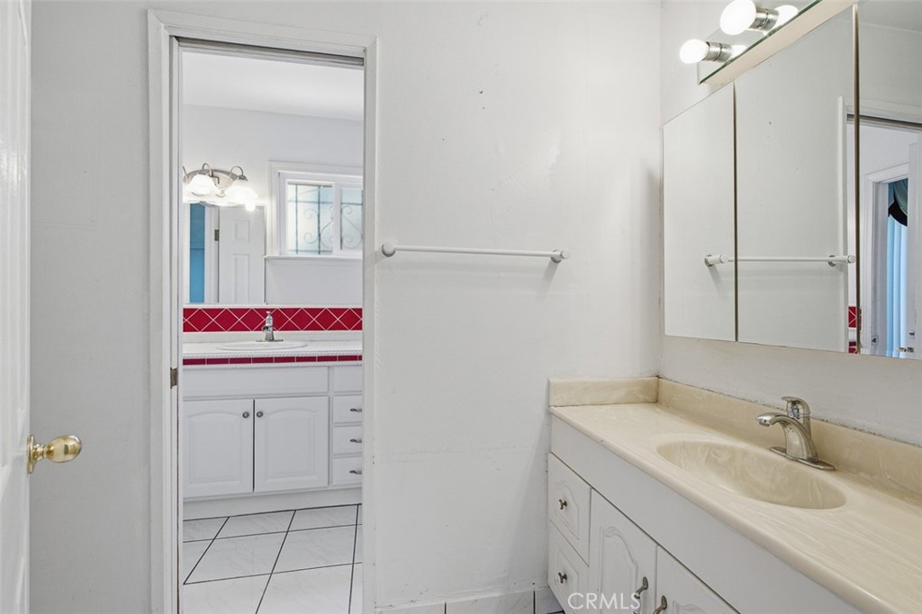 21815 Martin Property Photo 18
