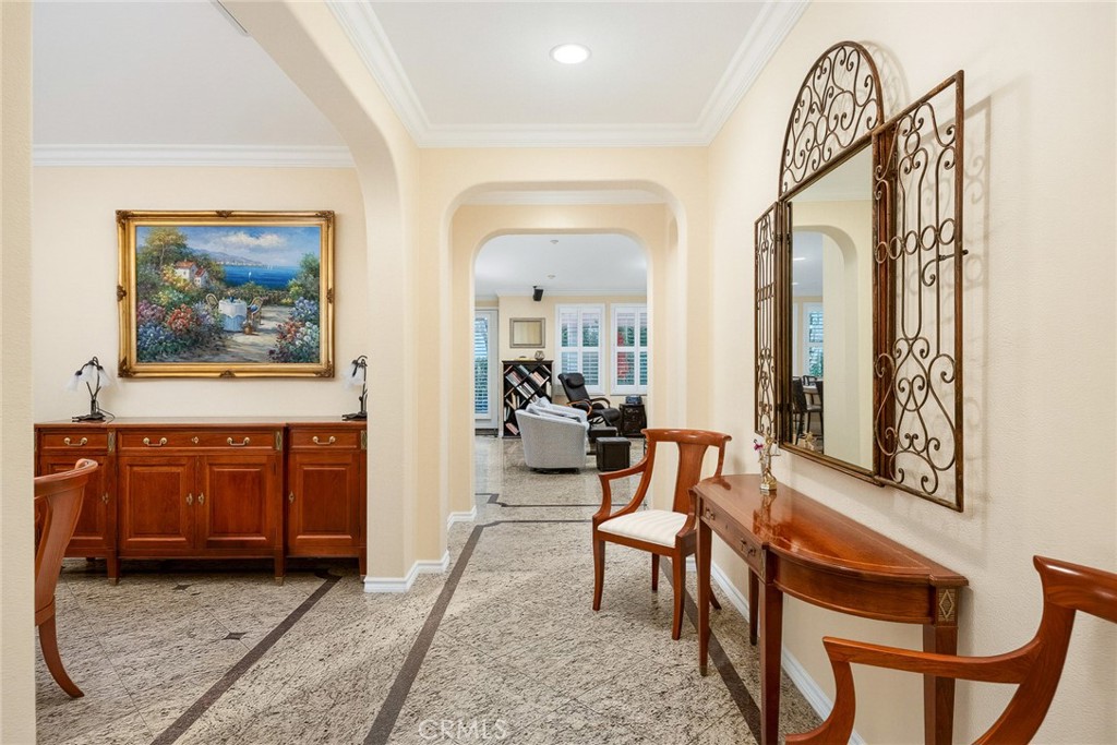 2738 Sleepy Hollow Property Photo 21