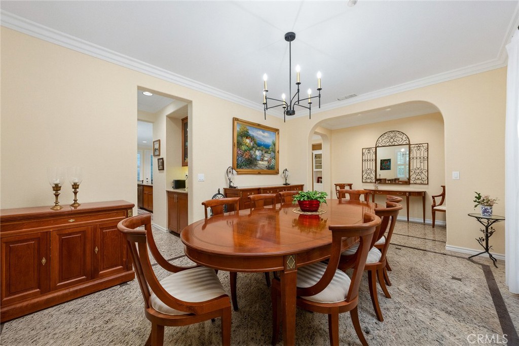 2738 Sleepy Hollow Property Photo 24