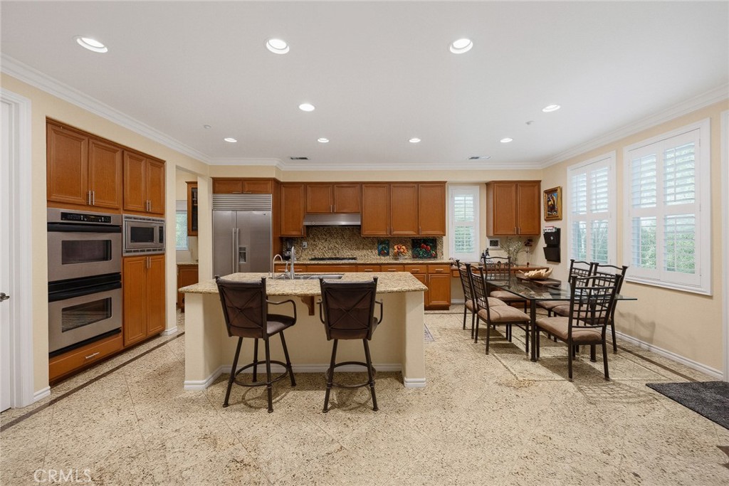 2738 Sleepy Hollow Property Photo 28