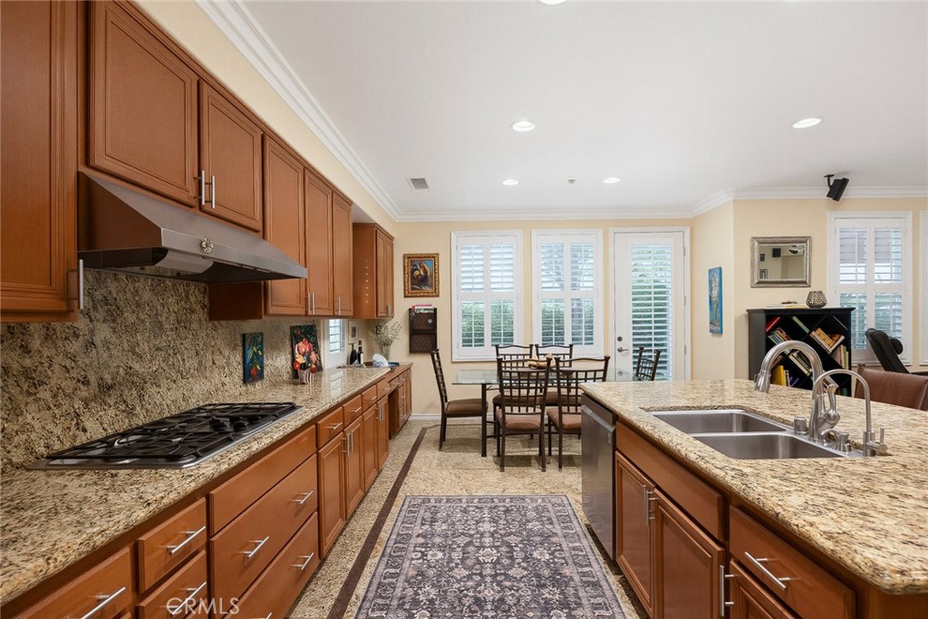 2738 Sleepy Hollow Property Photo 30