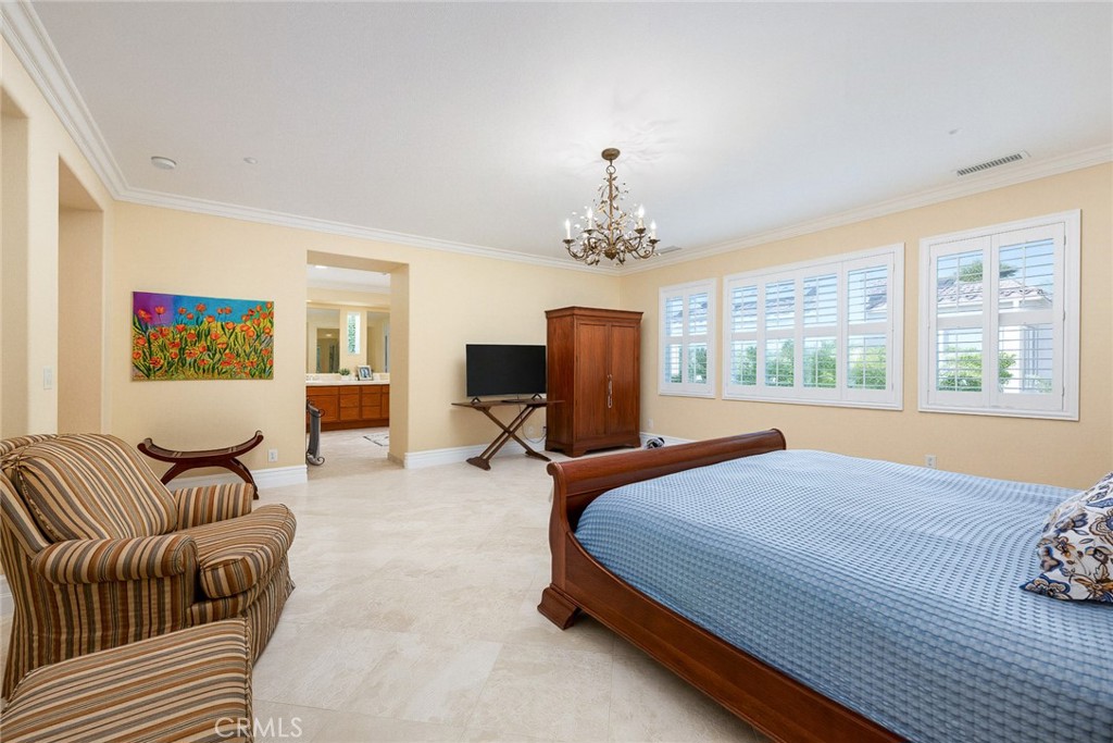 2738 Sleepy Hollow Property Photo 39