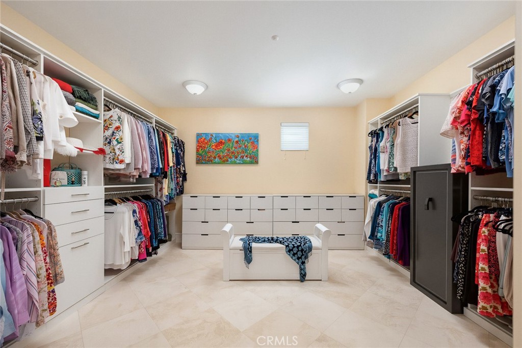 2738 Sleepy Hollow Property Photo 43