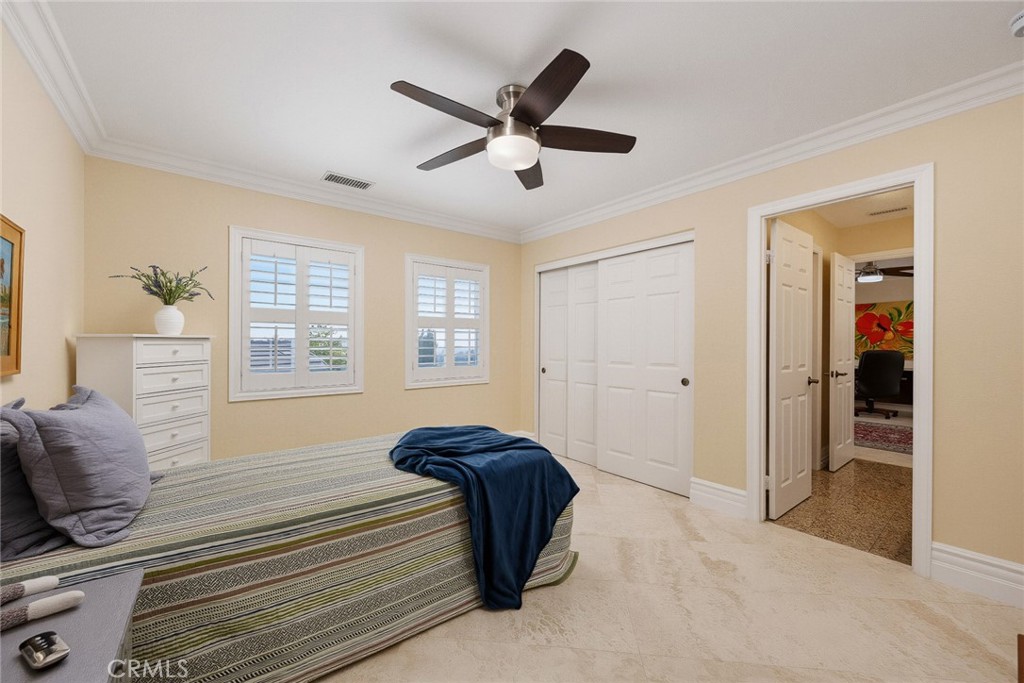 2738 Sleepy Hollow Property Photo 47