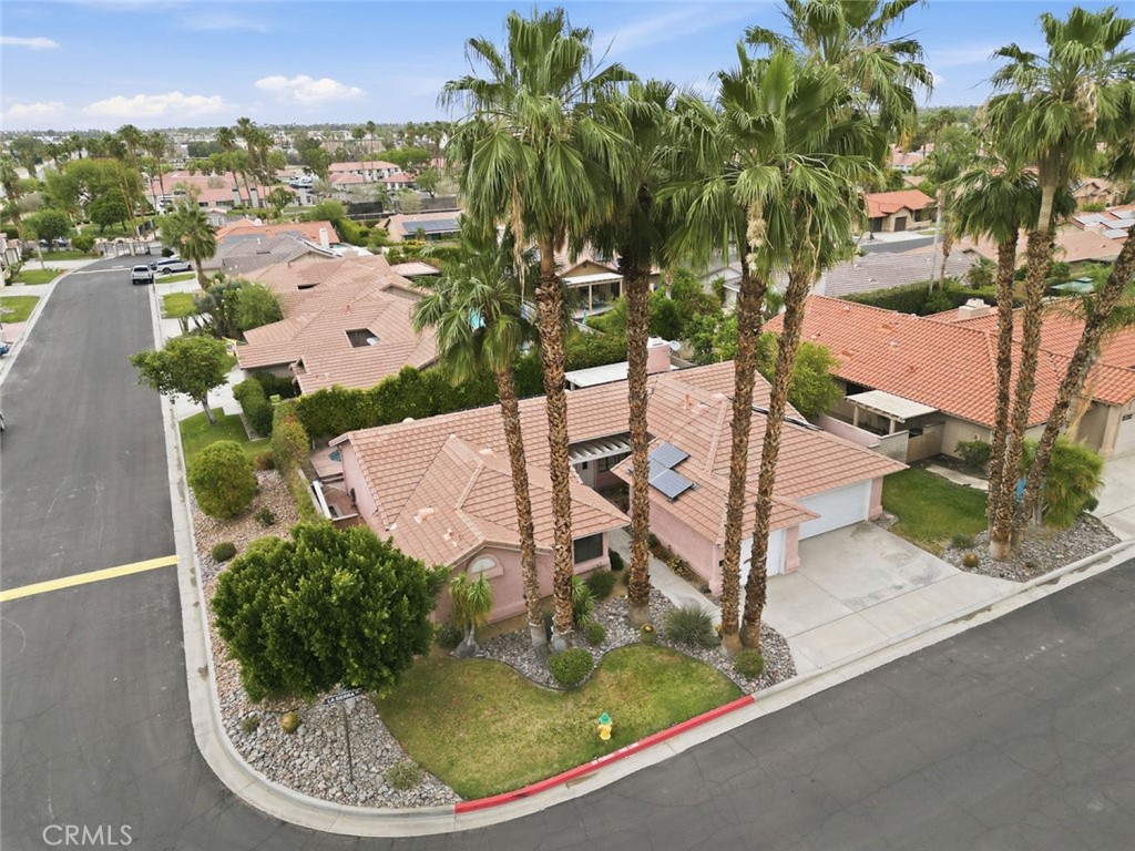 75100 La Sierra Drive Property Photo 5
